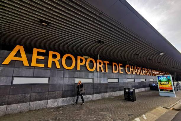 Appartement Station 64 A3 Bruxelles-Charleroi-Airport Extérieur photo